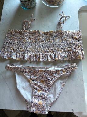 Zara Floral Bikini Set size 9/10